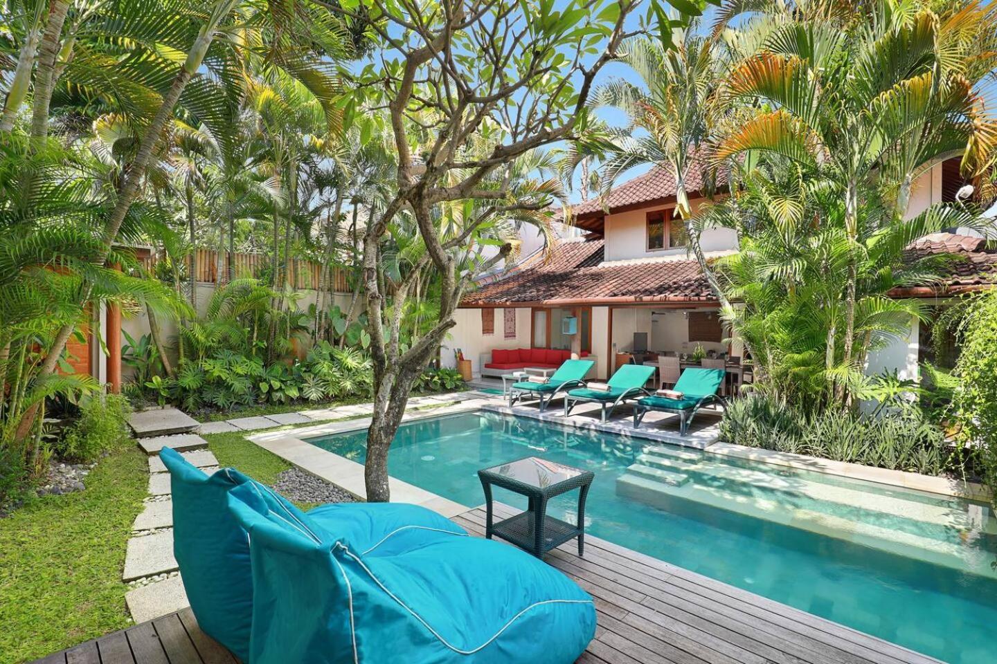 Super Value 4 Bedroom, Walk To Bintang Supermarket Seminyak  Ngoại thất bức ảnh