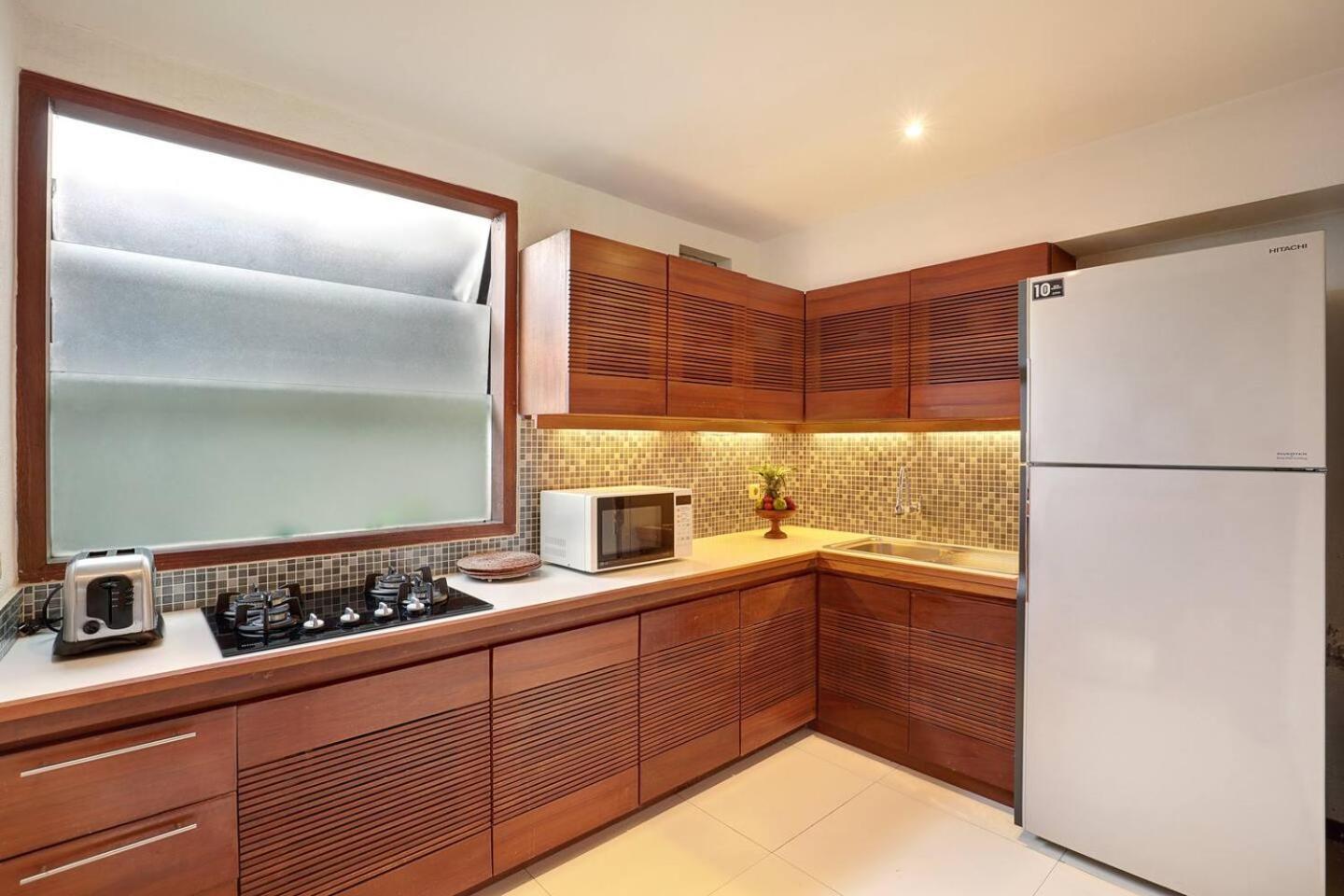 Super Value 4 Bedroom, Walk To Bintang Supermarket Seminyak  Ngoại thất bức ảnh
