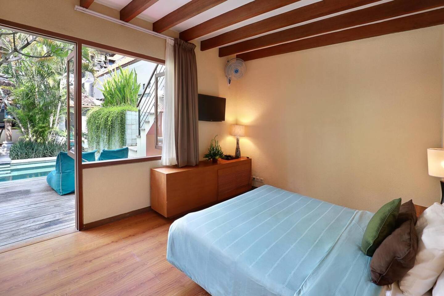 Super Value 4 Bedroom, Walk To Bintang Supermarket Seminyak  Ngoại thất bức ảnh