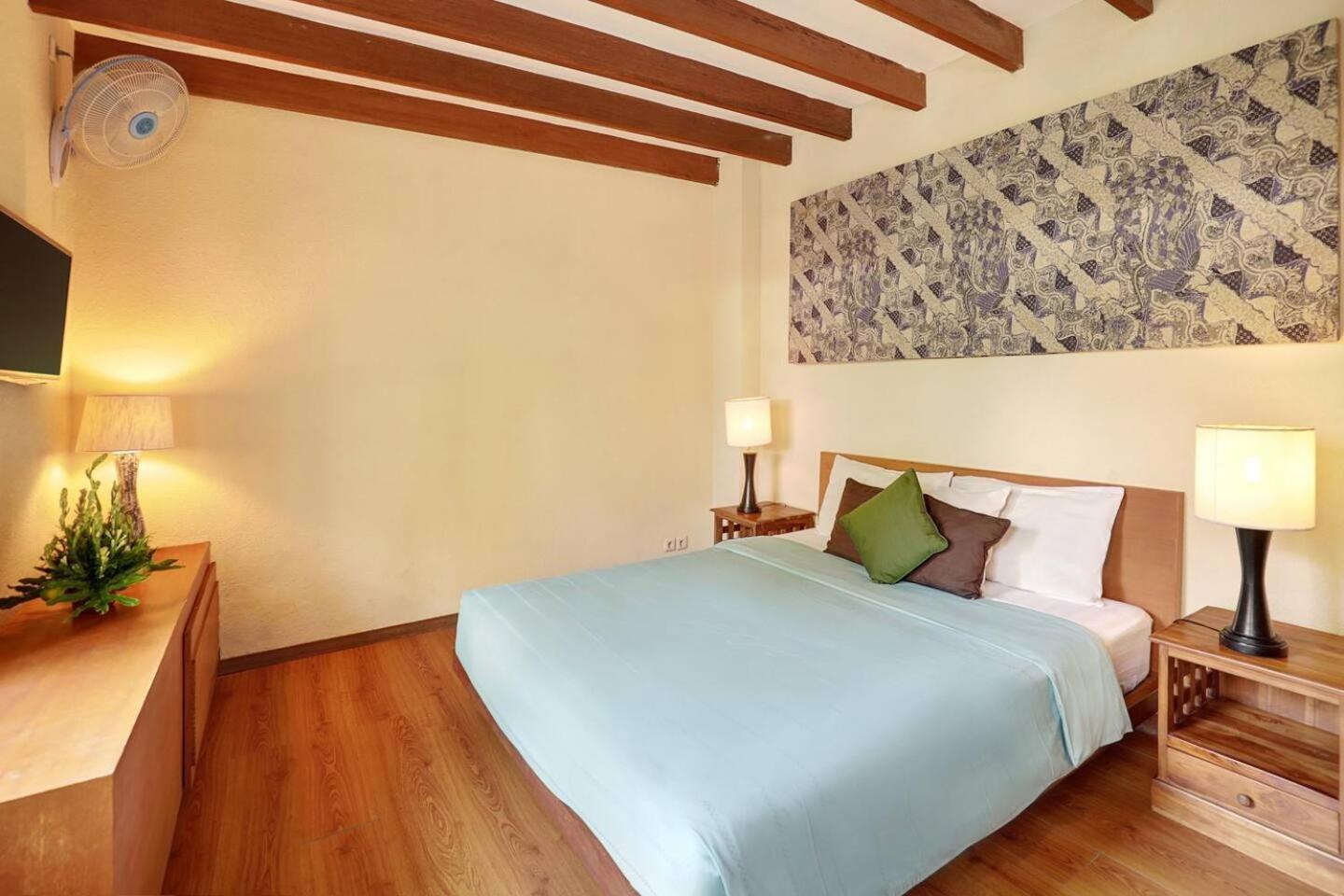 Super Value 4 Bedroom, Walk To Bintang Supermarket Seminyak  Ngoại thất bức ảnh