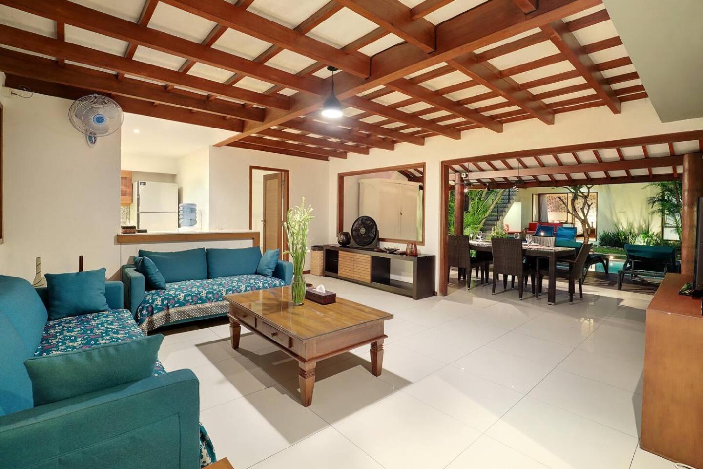 Super Value 4 Bedroom, Walk To Bintang Supermarket Seminyak  Ngoại thất bức ảnh