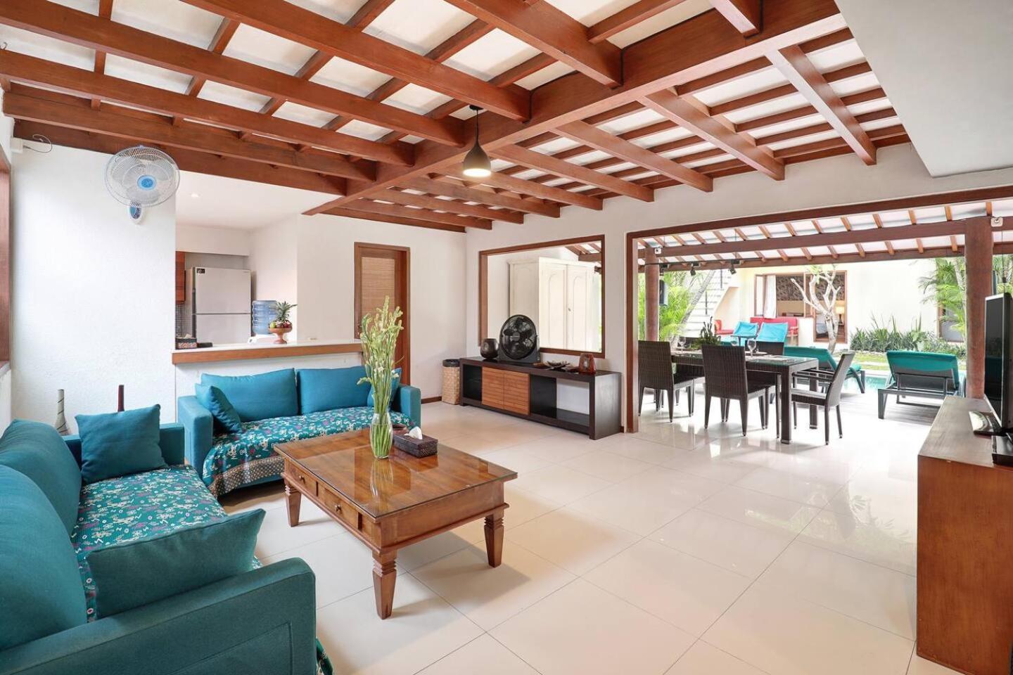 Super Value 4 Bedroom, Walk To Bintang Supermarket Seminyak  Ngoại thất bức ảnh